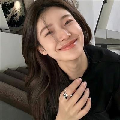 我那热辣滚烫的婚姻刚离婚,五个女神未婚妻倒追我